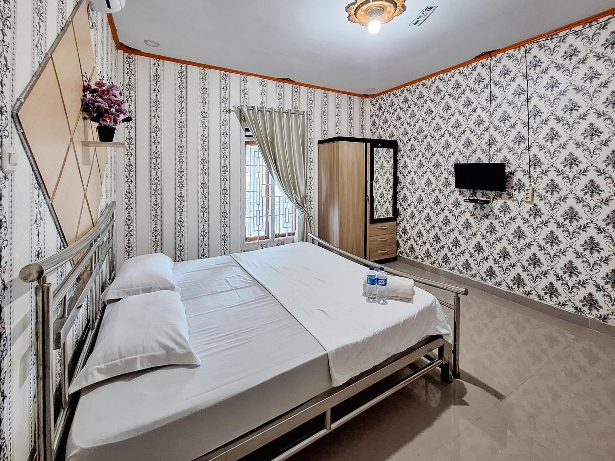 Homestay Sakinah Syariah Mitra Reddoorz 부키팅기 외부 사진