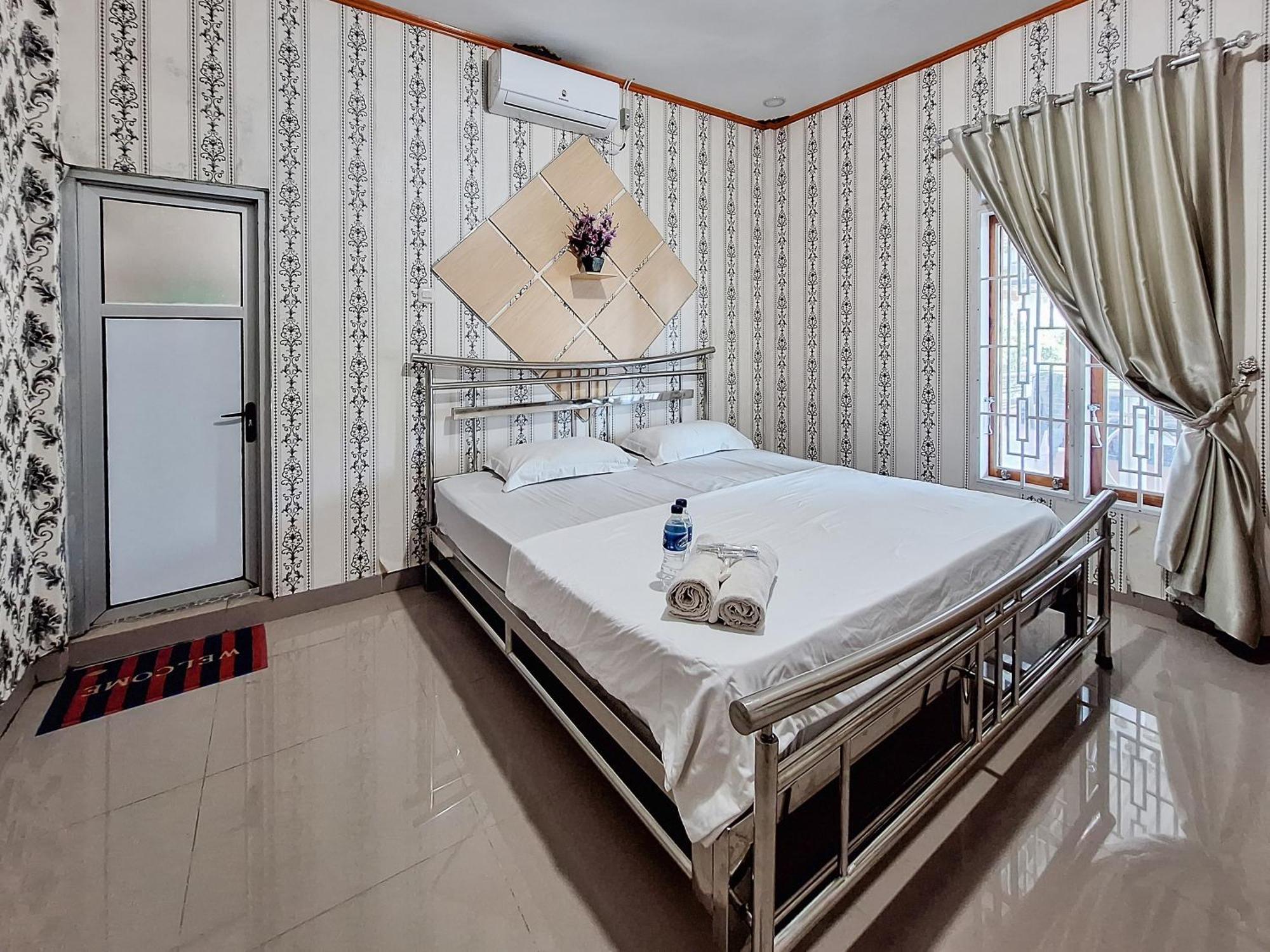 Homestay Sakinah Syariah Mitra Reddoorz 부키팅기 외부 사진