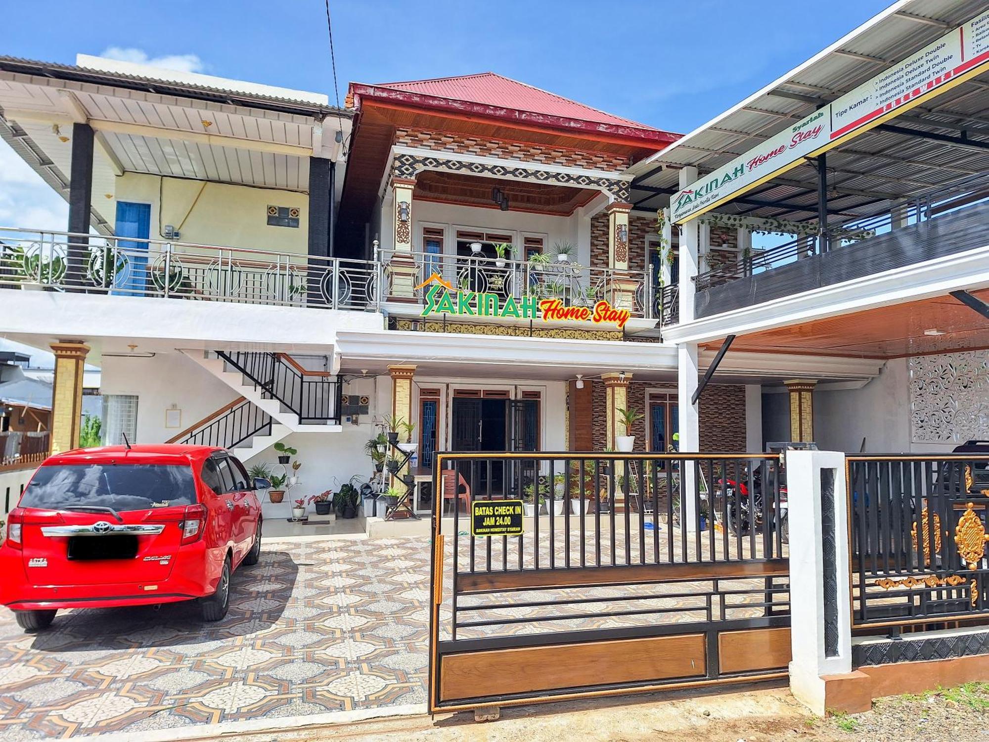Homestay Sakinah Syariah Mitra Reddoorz 부키팅기 외부 사진